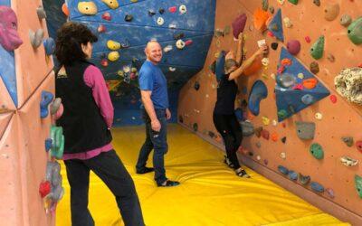 Klettertechnik Indoor „Im Überhang“