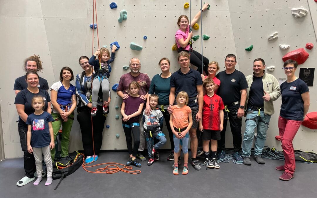 Danke an die Kursteilnehmer – Eltern sichern ihre Kinder